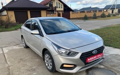 Hyundai Solaris II рестайлинг, 2019 год, 1 180 000 рублей, 2 фотография