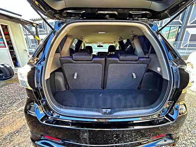 Toyota Wish II рестайлинг, 2017 год, 1 110 000 рублей, 7 фотография