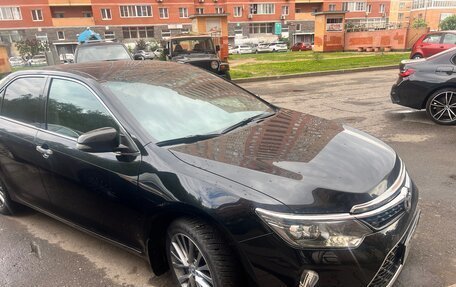 Toyota Camry, 2018 год, 2 350 000 рублей, 3 фотография