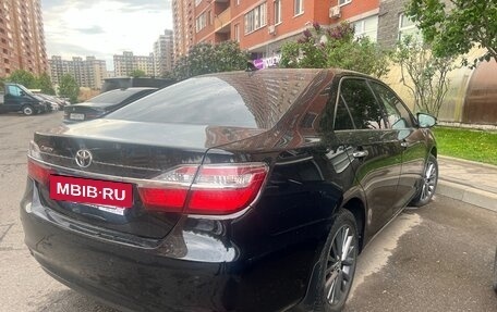 Toyota Camry, 2018 год, 2 350 000 рублей, 4 фотография