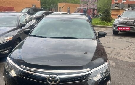 Toyota Camry, 2018 год, 2 350 000 рублей, 2 фотография