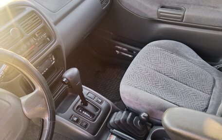 Suzuki Grand Vitara, 2003 год, 610 000 рублей, 10 фотография