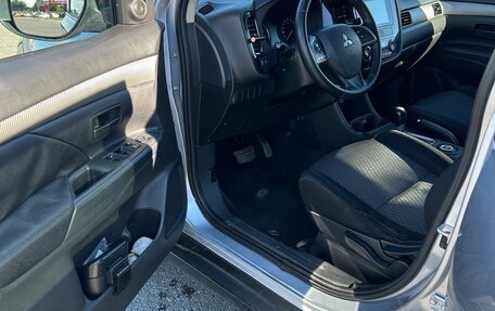 Mitsubishi Outlander III рестайлинг 3, 2012 год, 1 150 000 рублей, 7 фотография