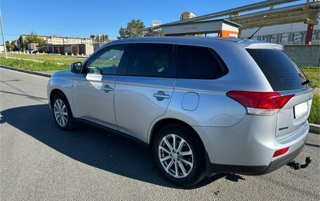 Mitsubishi Outlander III рестайлинг 3, 2012 год, 1 150 000 рублей, 3 фотография