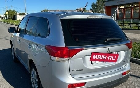 Mitsubishi Outlander III рестайлинг 3, 2012 год, 1 150 000 рублей, 4 фотография