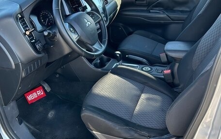 Mitsubishi Outlander III рестайлинг 3, 2012 год, 1 150 000 рублей, 12 фотография