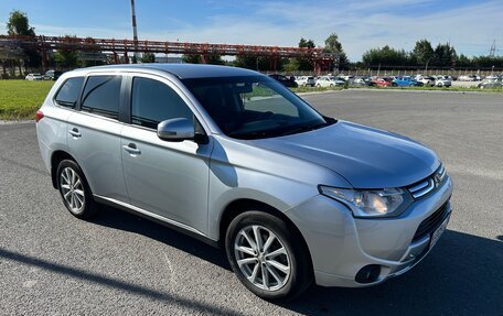 Mitsubishi Outlander III рестайлинг 3, 2012 год, 1 150 000 рублей, 18 фотография