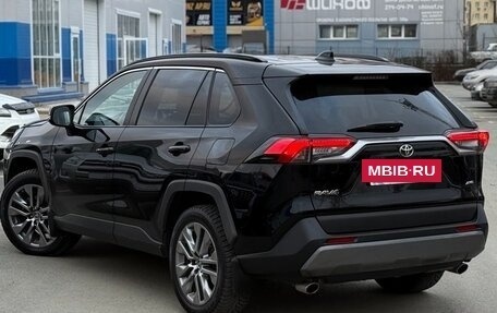 Toyota RAV4, 2022 год, 3 799 000 рублей, 3 фотография