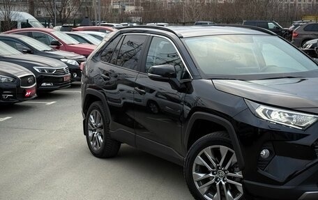 Toyota RAV4, 2022 год, 3 799 000 рублей, 5 фотография