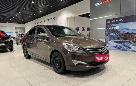Hyundai Solaris II рестайлинг, 2014 год, 860 000 рублей, 3 фотография