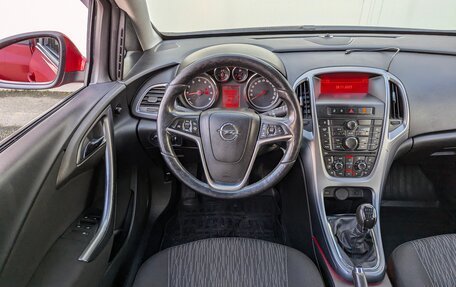 Opel Astra J, 2013 год, 750 000 рублей, 11 фотография