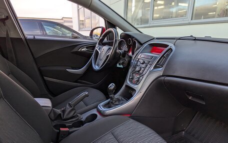 Opel Astra J, 2013 год, 750 000 рублей, 22 фотография