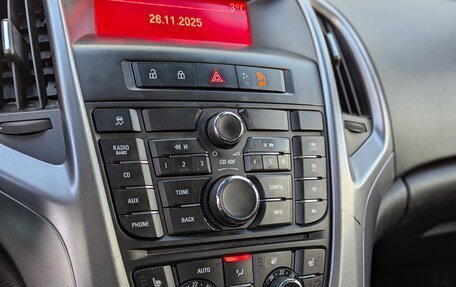 Opel Astra J, 2013 год, 750 000 рублей, 20 фотография