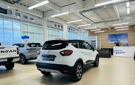 Renault Kaptur I рестайлинг, 2018 год, 1 599 999 рублей, 6 фотография