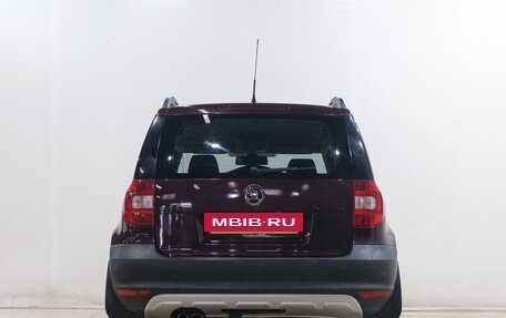 Skoda Yeti I рестайлинг, 2010 год, 849 000 рублей, 5 фотография