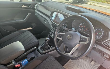 Volkswagen T-Cross I, 2020 год, 1 400 000 рублей, 17 фотография