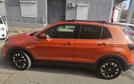 Volkswagen T-Cross I, 2020 год, 1 400 000 рублей, 14 фотография