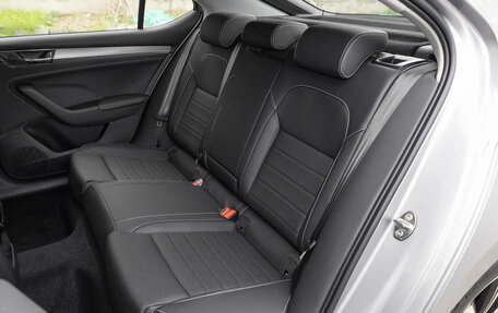 Skoda Superb III рестайлинг, 2025 год, 3 555 000 рублей, 4 фотография