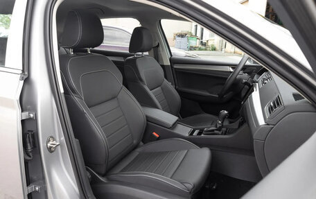 Skoda Superb III рестайлинг, 2025 год, 3 555 000 рублей, 6 фотография