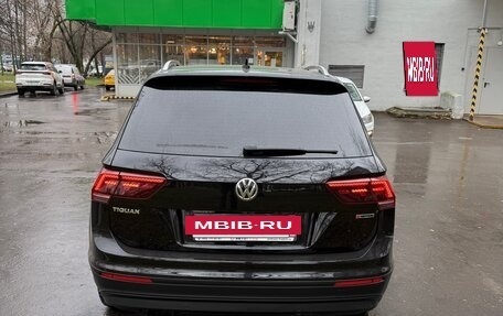 Volkswagen Tiguan II, 2018 год, 2 275 000 рублей, 13 фотография