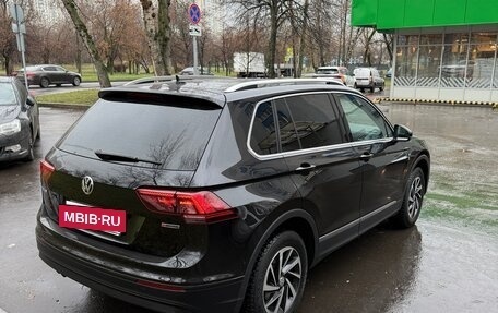 Volkswagen Tiguan II, 2018 год, 2 275 000 рублей, 12 фотография