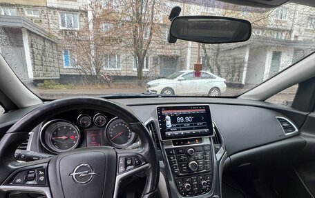 Opel Astra J, 2013 год, 720 000 рублей, 2 фотография