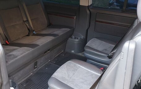 Volkswagen Multivan T5, 2013 год, 2 400 000 рублей, 6 фотография