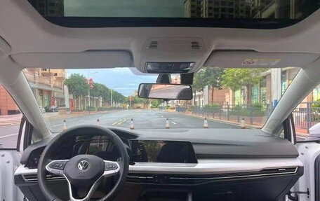 Volkswagen Golf VIII, 2022 год, 1 510 000 рублей, 8 фотография