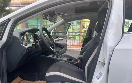 Volkswagen Golf VIII, 2022 год, 1 510 000 рублей, 10 фотография