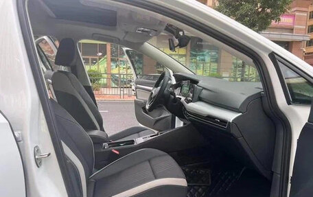 Volkswagen Golf VIII, 2022 год, 1 510 000 рублей, 11 фотография