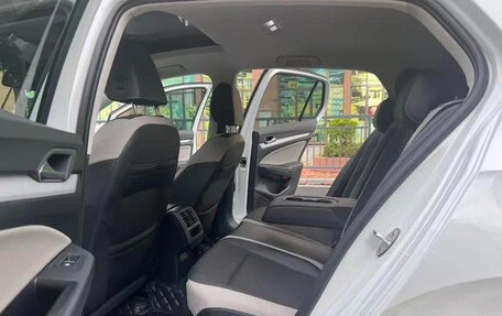 Volkswagen Golf VIII, 2022 год, 1 510 000 рублей, 13 фотография