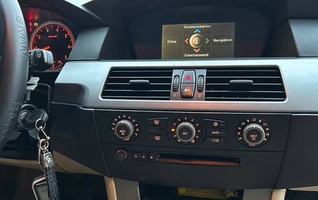 BMW 5 серия, 2004 год, 670 000 рублей, 7 фотография