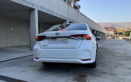 Toyota Corolla, 2021 год, 1 710 000 рублей, 5 фотография