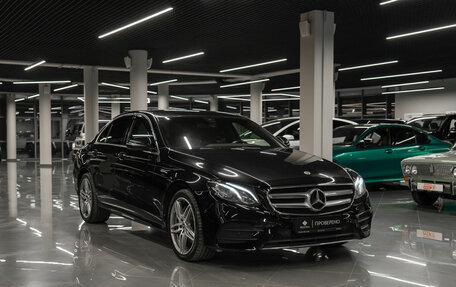 Mercedes-Benz E-Класс, 2020 год, 4 190 000 рублей, 2 фотография