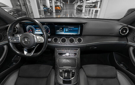 Mercedes-Benz E-Класс, 2020 год, 4 190 000 рублей, 8 фотография