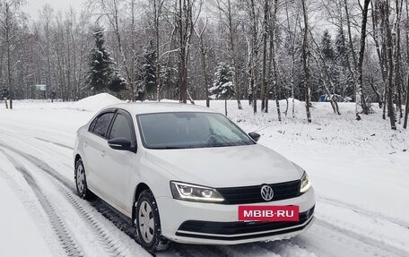 Volkswagen Jetta VI, 2016 год, 1 080 000 рублей, 5 фотография