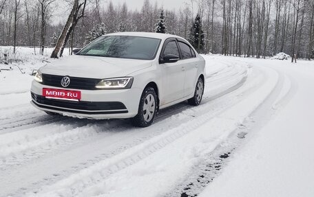 Volkswagen Jetta VI, 2016 год, 1 080 000 рублей, 4 фотография