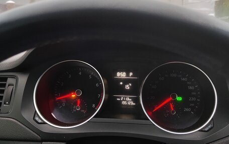 Volkswagen Jetta VI, 2016 год, 1 080 000 рублей, 10 фотография