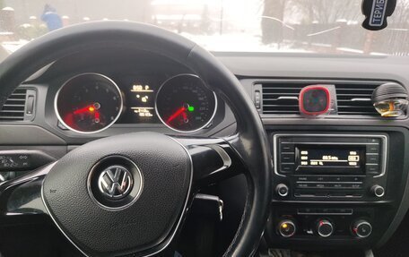 Volkswagen Jetta VI, 2016 год, 1 080 000 рублей, 11 фотография