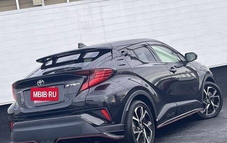 Toyota C-HR I рестайлинг, 2022 год, 1 679 000 рублей, 4 фотография