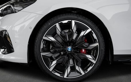 BMW 5 серия, 2025 год, 9 937 000 рублей, 21 фотография