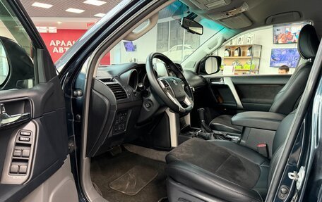 Toyota Land Cruiser Prado 150 рестайлинг 2, 2012 год, 2 600 000 рублей, 6 фотография