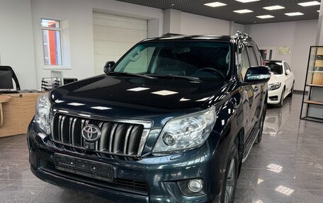 Toyota Land Cruiser Prado 150 рестайлинг 2, 2012 год, 2 600 000 рублей, 1 фотография