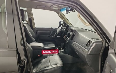 Mitsubishi Pajero IV, 2013 год, 2 235 000 рублей, 11 фотография