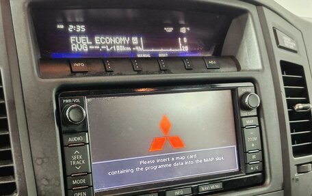 Mitsubishi Pajero IV, 2013 год, 2 235 000 рублей, 19 фотография