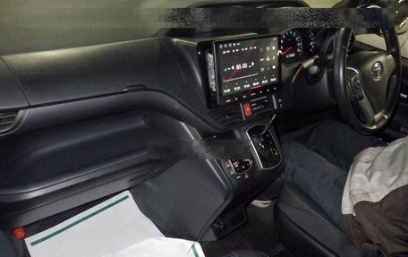 Toyota Noah III, 2015 год, 1 775 000 рублей, 4 фотография