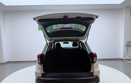 Honda Vezel, 2022 год, 1 700 004 рублей, 13 фотография