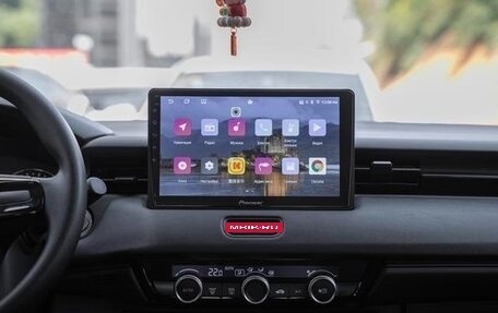 Honda Vezel, 2022 год, 1 850 178 рублей, 11 фотография