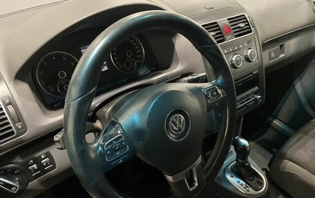 Volkswagen Touran III, 2013 год, 932 000 рублей, 14 фотография