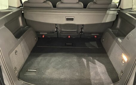 Volkswagen Touran III, 2013 год, 932 000 рублей, 13 фотография